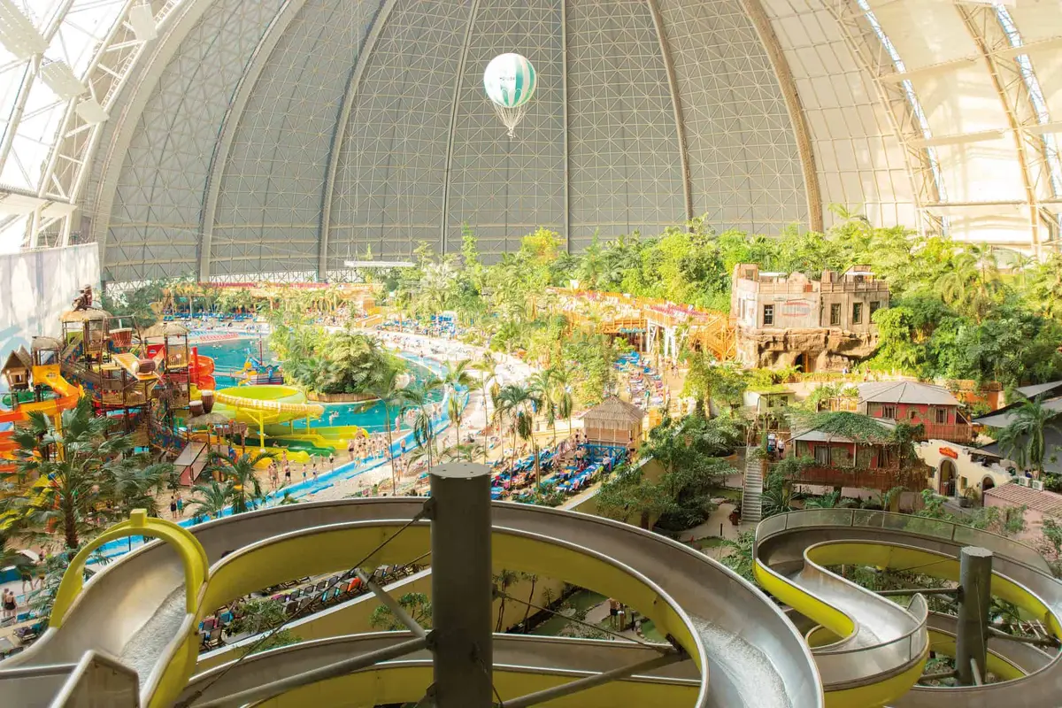 Das Tropical Islands Resort bei Berlin