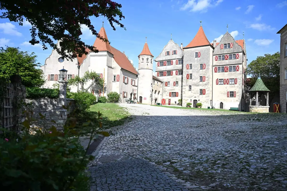 Die Burg Harburg, Burg in Bayern