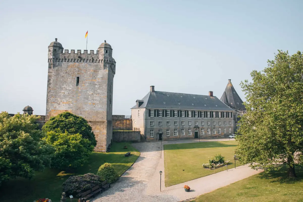 Die Burg Bentheim, Sehenswürdigkeit in Niedersachsen