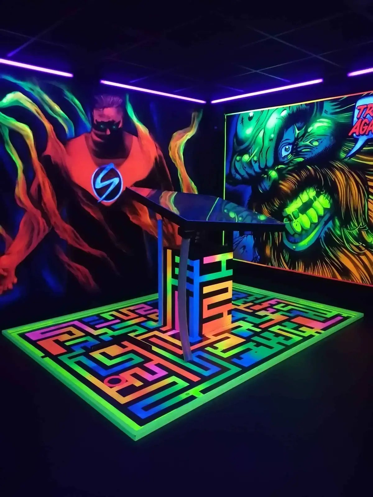 Minigolf Mainz Schwarzlichthelden