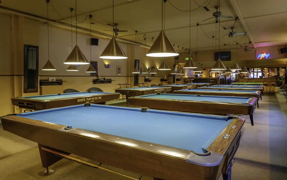 SUNSET-BILLIARD-Hamburg