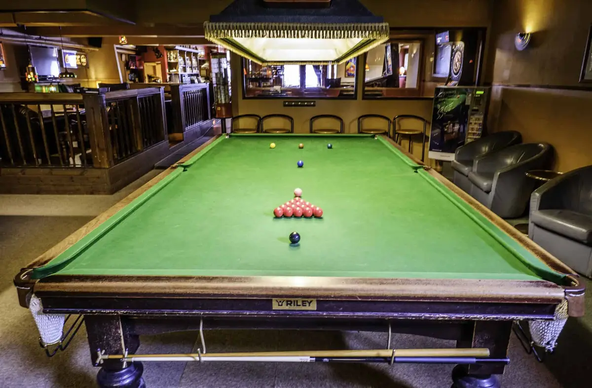 Das Das SUNSET BILLIARD, Billard Hamburg