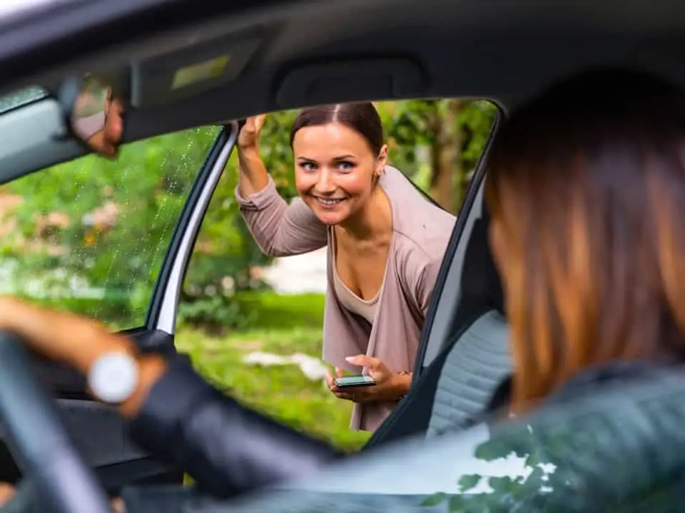 Kostenlos Verreisen durch Mitfahrgelegenheiten