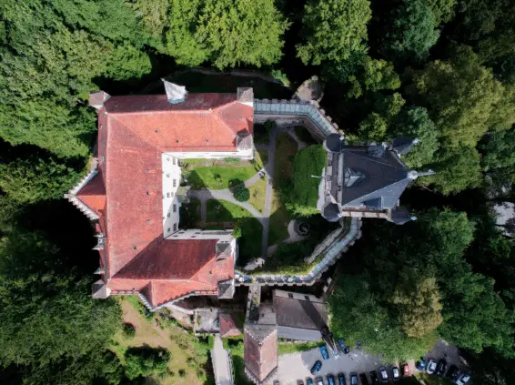 Das Schloss Egg im Bayrischen Wald