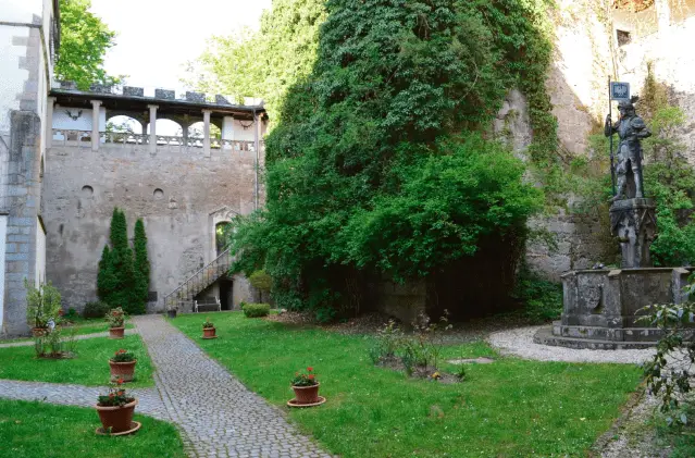 Das Schloss Egg im Bayrischen Wald
