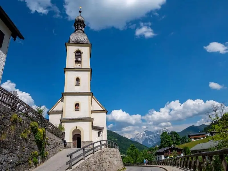 Die Pfarrkirche St. Sebastian Ramsau