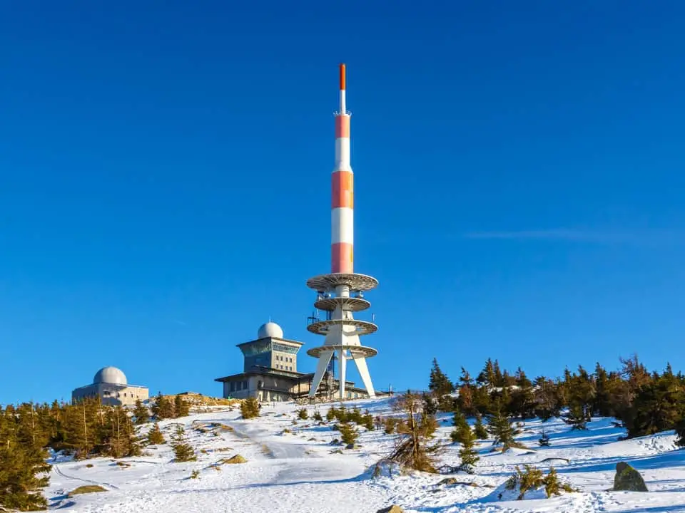 Schneeschuhwandern auf dem Brocken im Harz