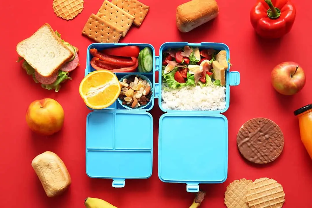 Lunchboxen packen, um im Urlaub Geld zu sparen