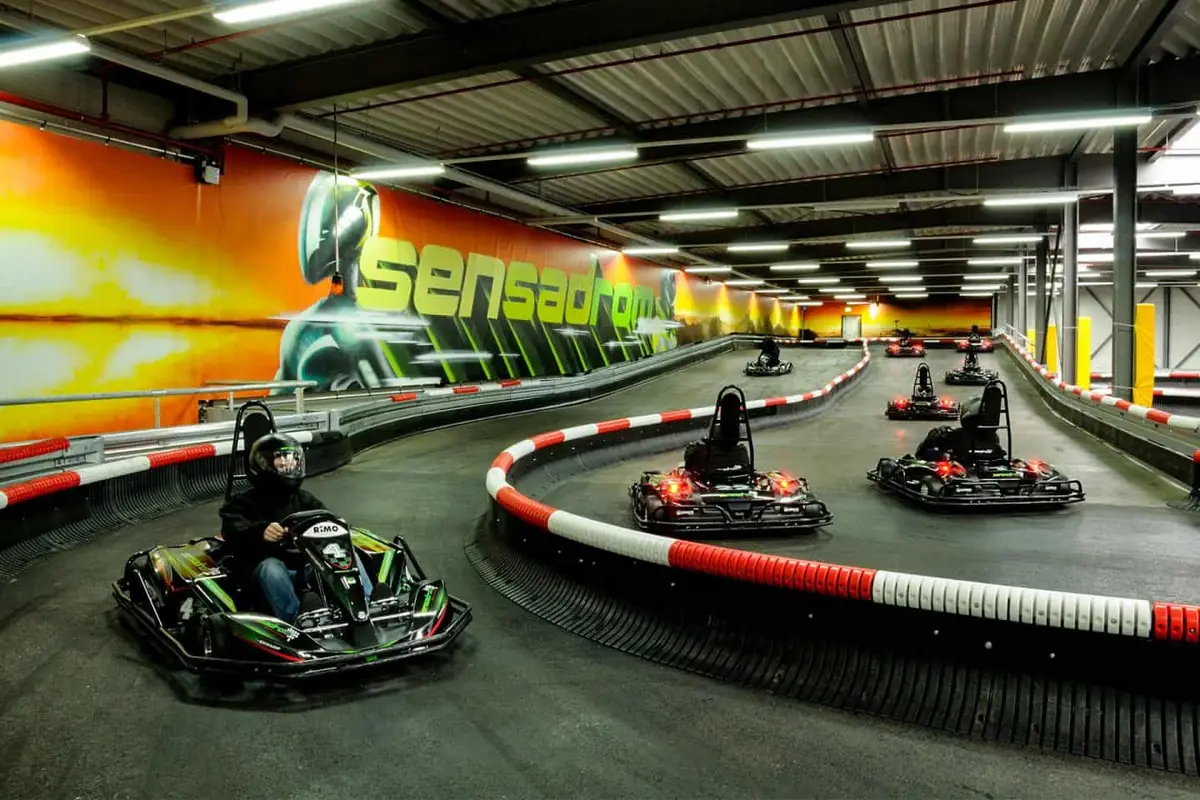 Die Kartbahn Sensadrom. Kartbahn Stuttgart