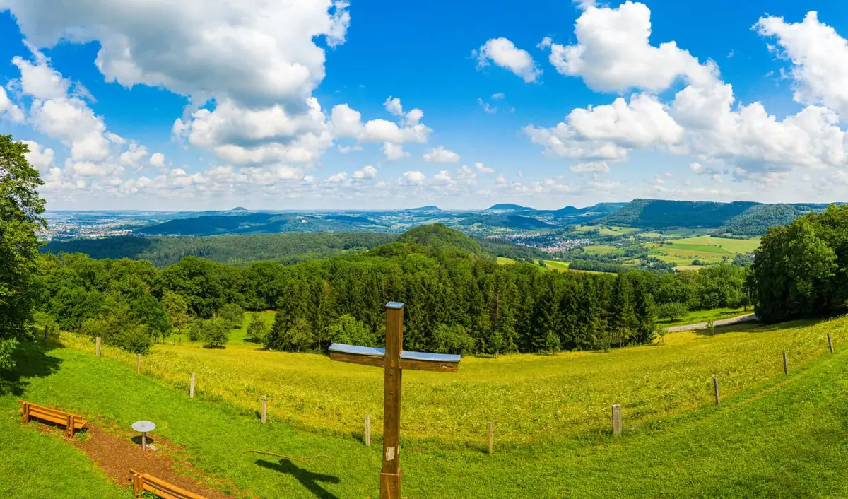 Löwenpfad Weitblick-Tour Wanderweg