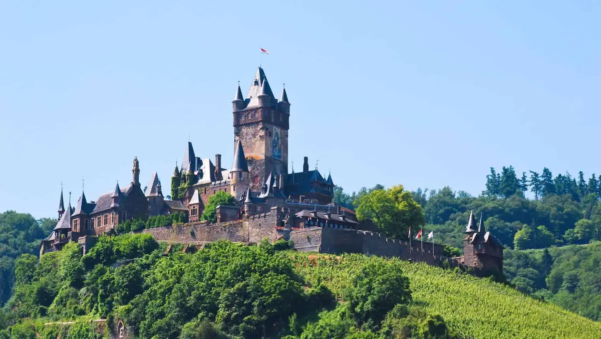Die Reichsburg Cochem auf dem Wanderweg Traumpfädchen
