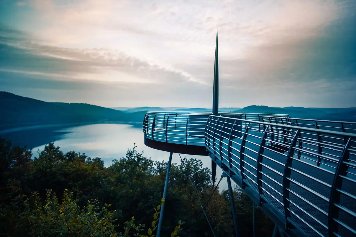 Biggesee Biggeseeblick Aussichtsplattfom