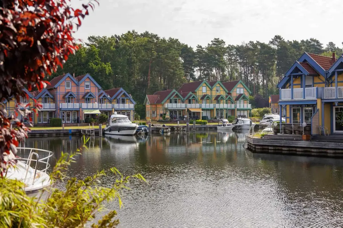 Das Hafendorf Rheinsberg, Ferienpark in Brandenburg