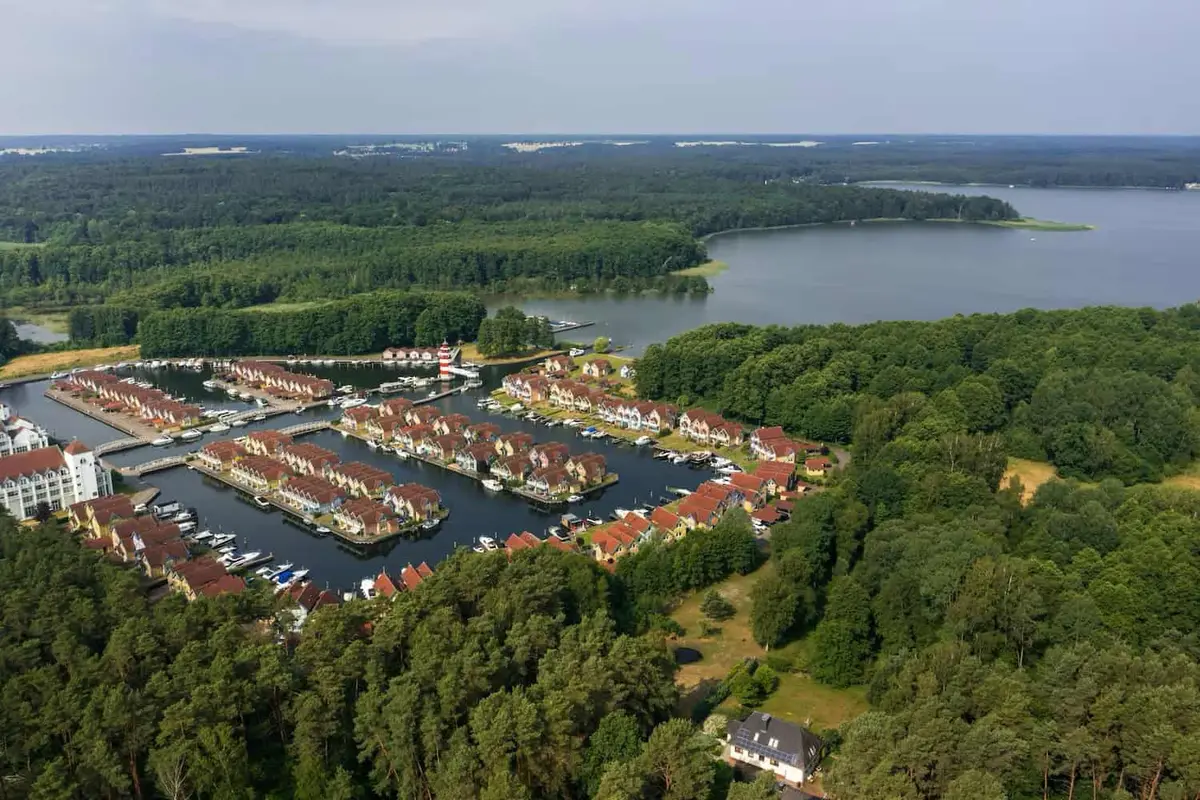 Das Hafendorf Rheinsberg, Ferienpark in Brandenburg