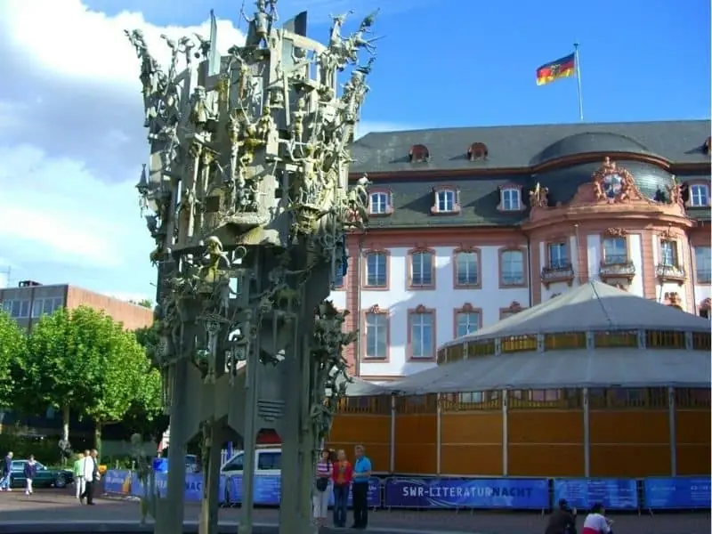 Fastnachtsbrunnen in Mainz